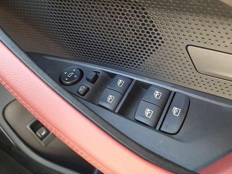 More views of BMW i4