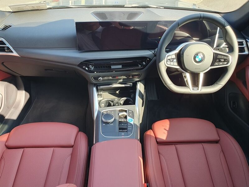 More views of BMW i4