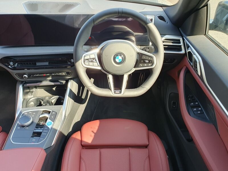 More views of BMW i4