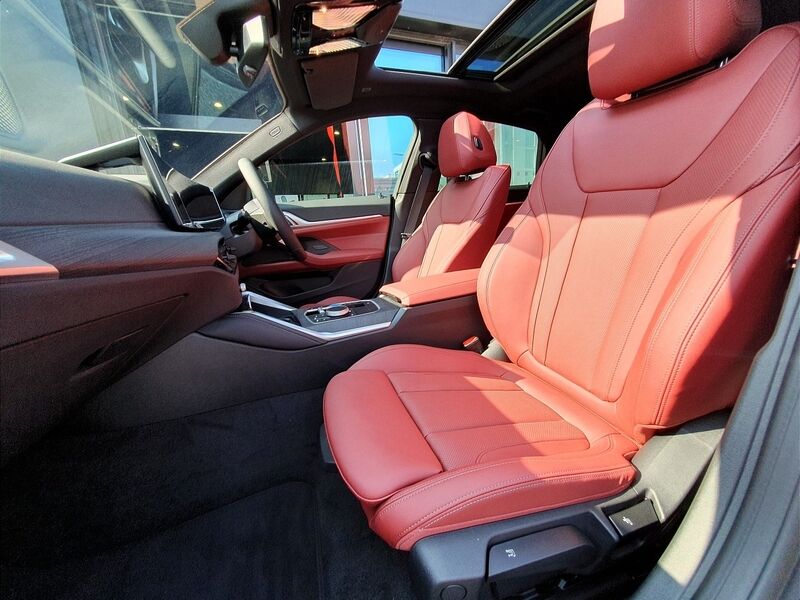 More views of BMW i4