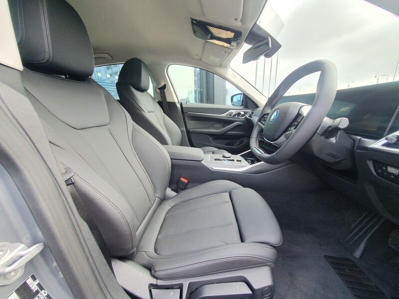 More views of BMW i4