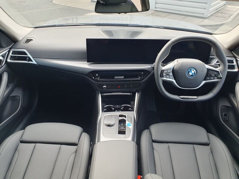 More views of BMW i4