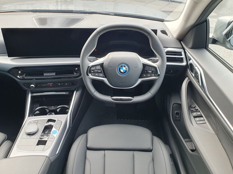 More views of BMW i4