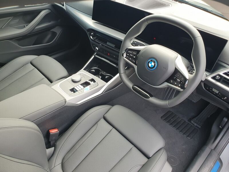 More views of BMW i4