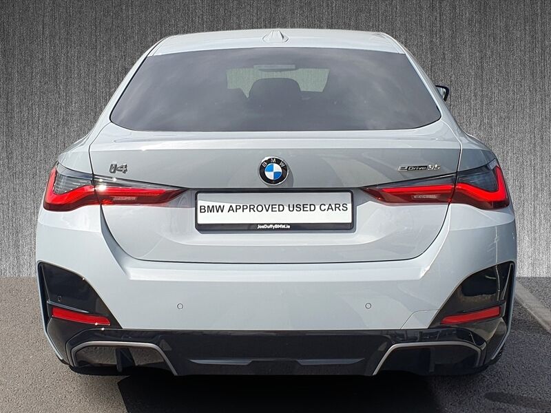 More views of BMW i4