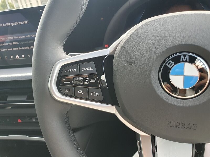 More views of BMW i4