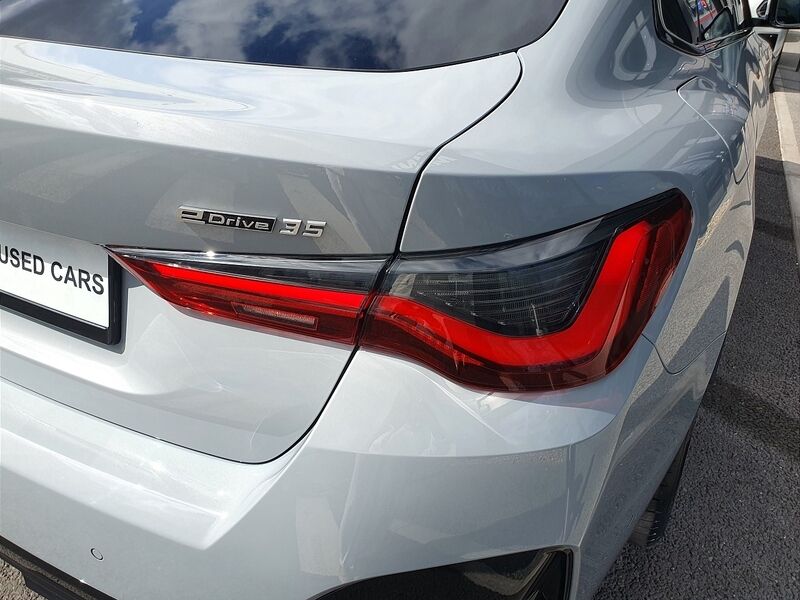 More views of BMW i4