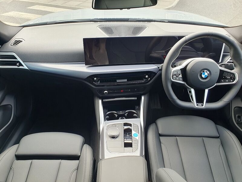 More views of BMW i4