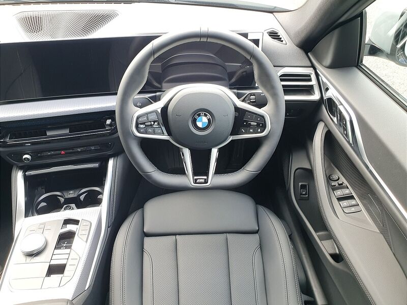 More views of BMW i4