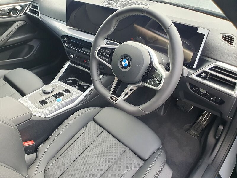 More views of BMW i4