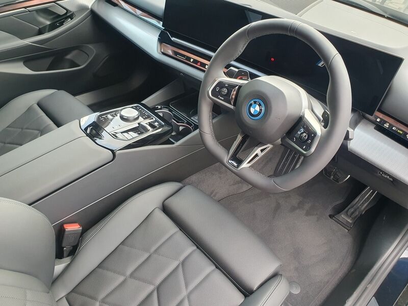 More views of BMW 5-Series