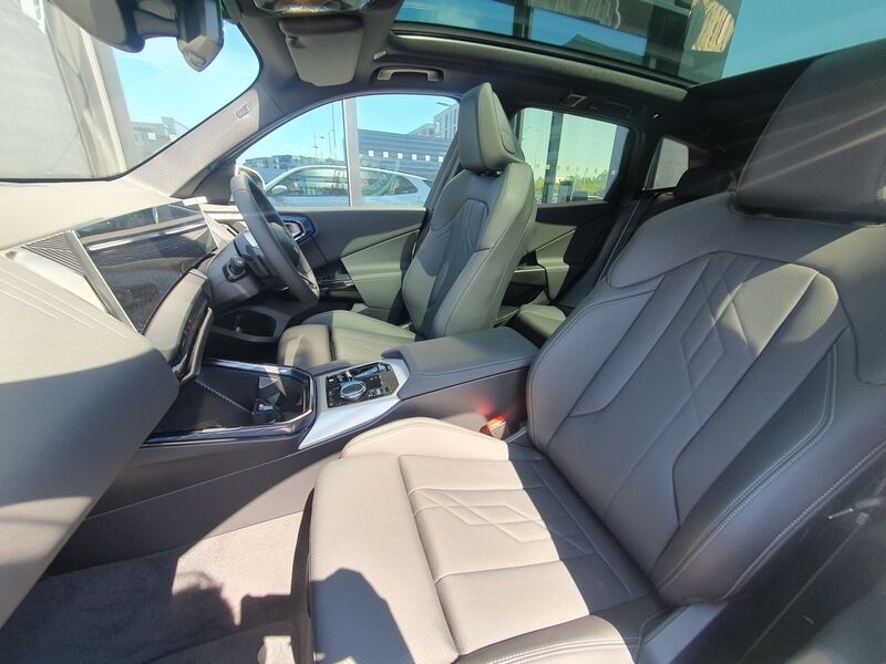 More views of BMW X3