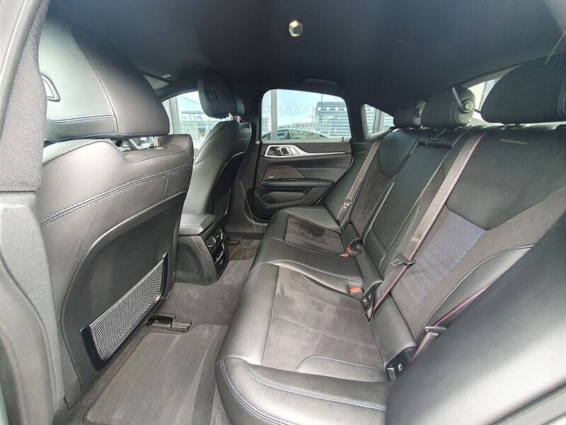 More views of BMW i4
