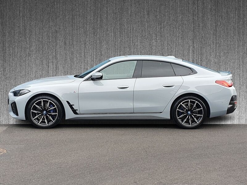 More views of BMW i4
