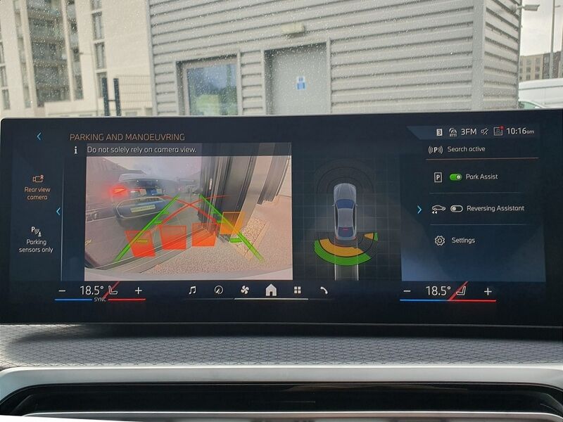 More views of BMW i4