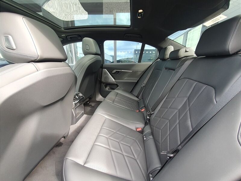 More views of BMW 5-Series