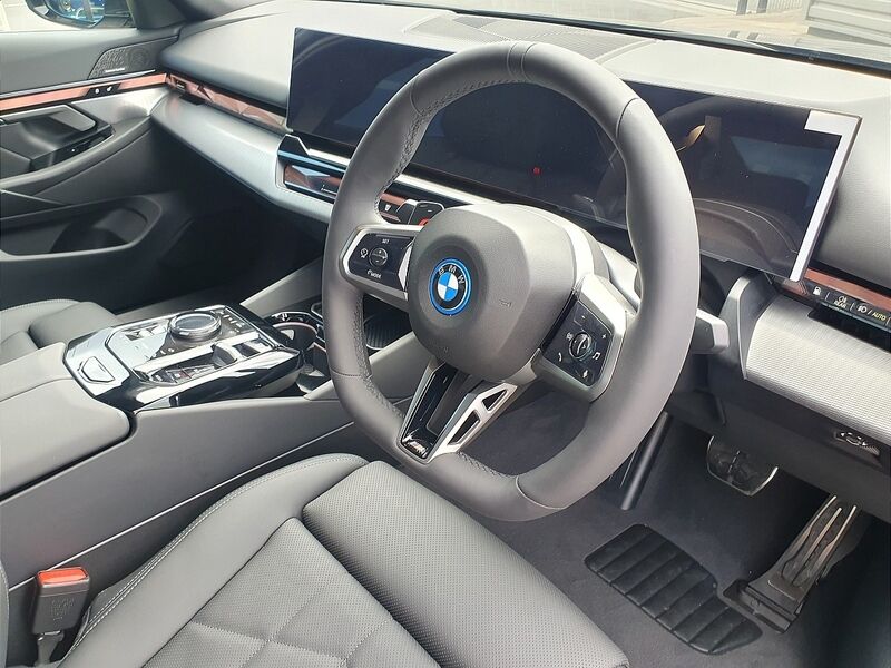More views of BMW 5-Series