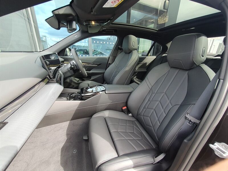 More views of BMW 5-Series