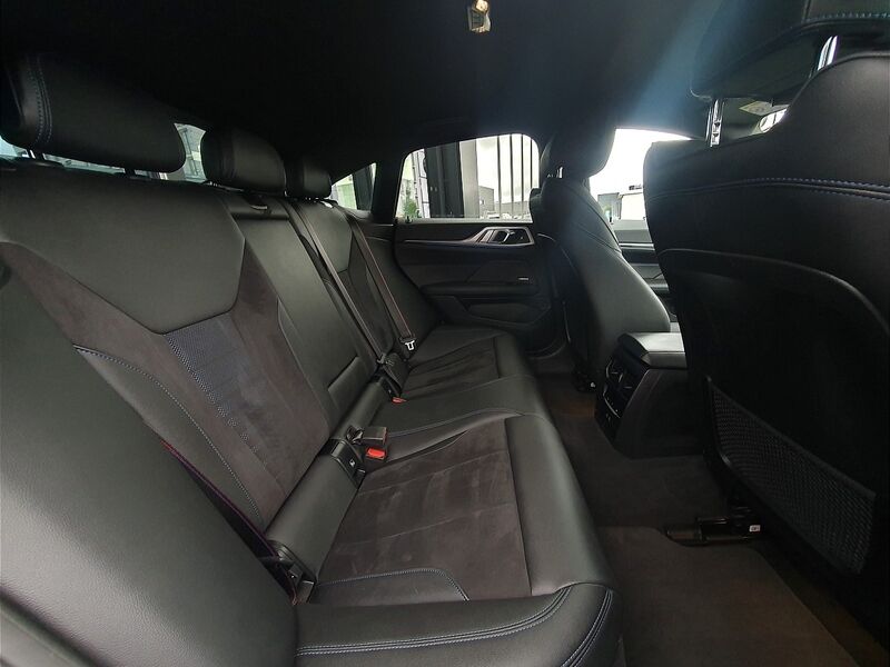 More views of BMW i4
