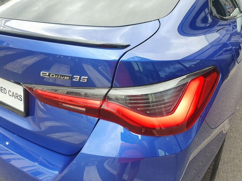 More views of BMW i4