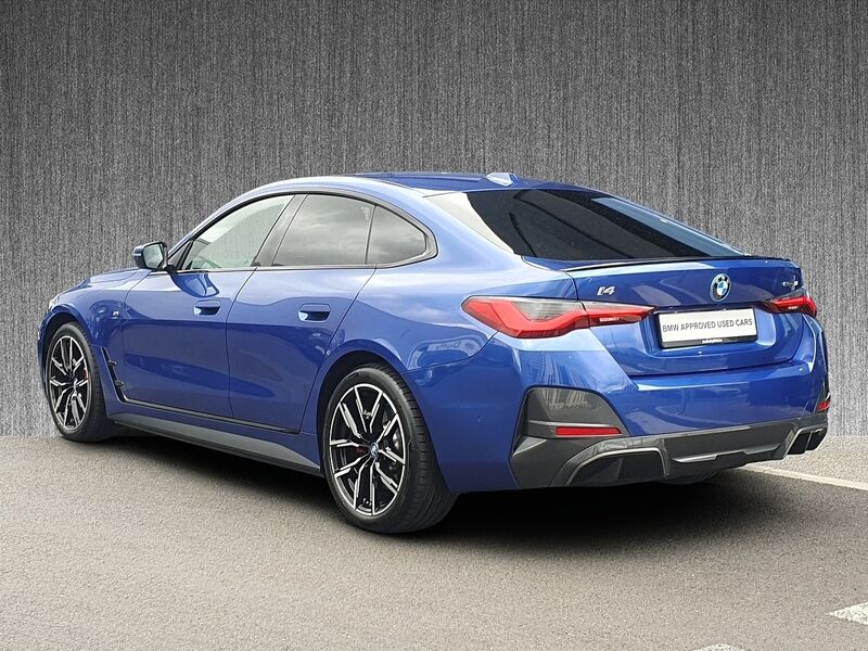 More views of BMW i4