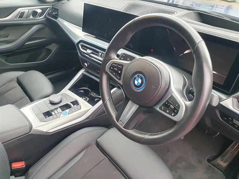 More views of BMW i4