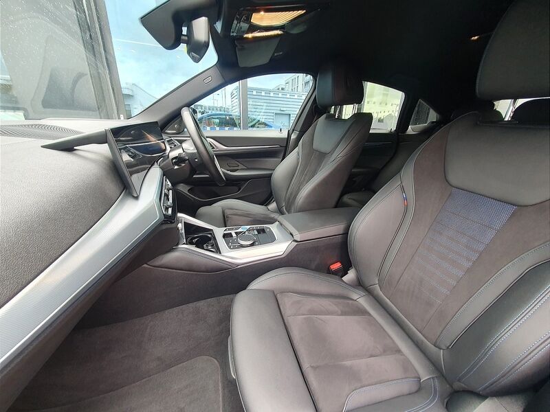 More views of BMW i4