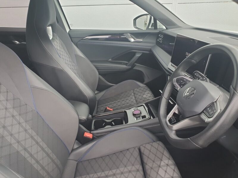 More views of Volkswagen Tiguan