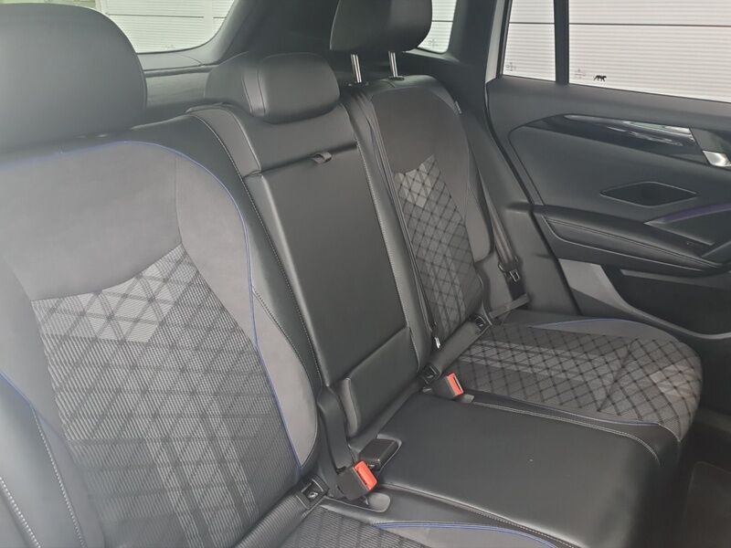 More views of Volkswagen Tiguan