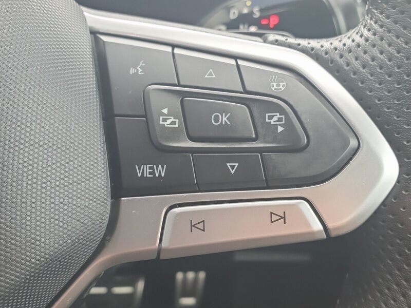 More views of Volkswagen Tiguan