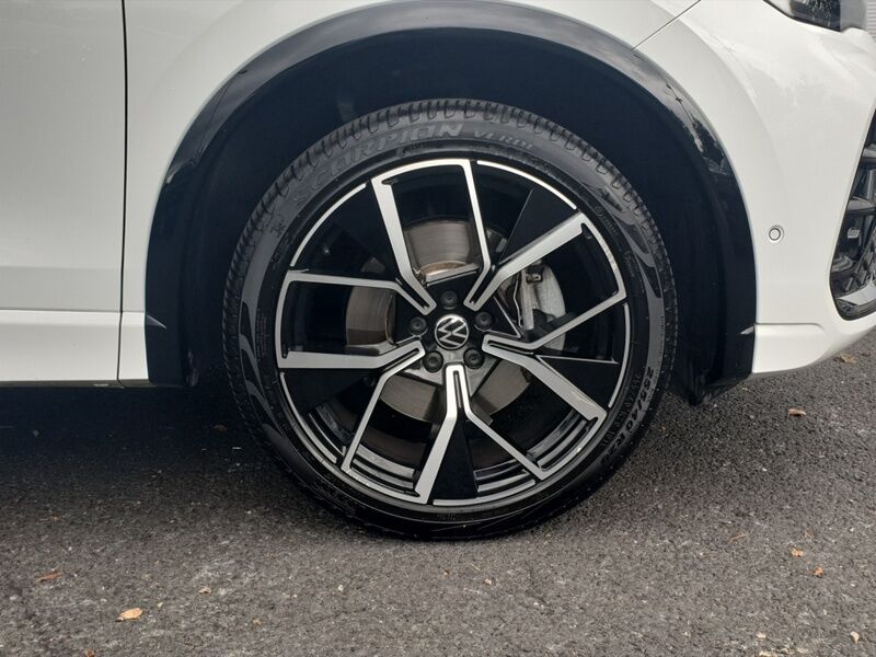 More views of Volkswagen Tiguan