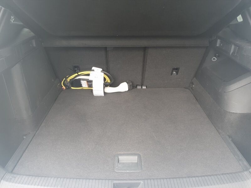 More views of Volkswagen Tiguan