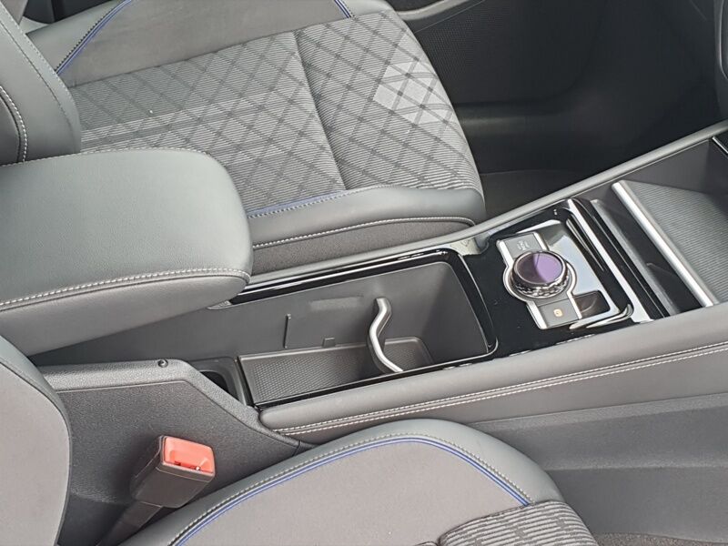 More views of Volkswagen Tiguan