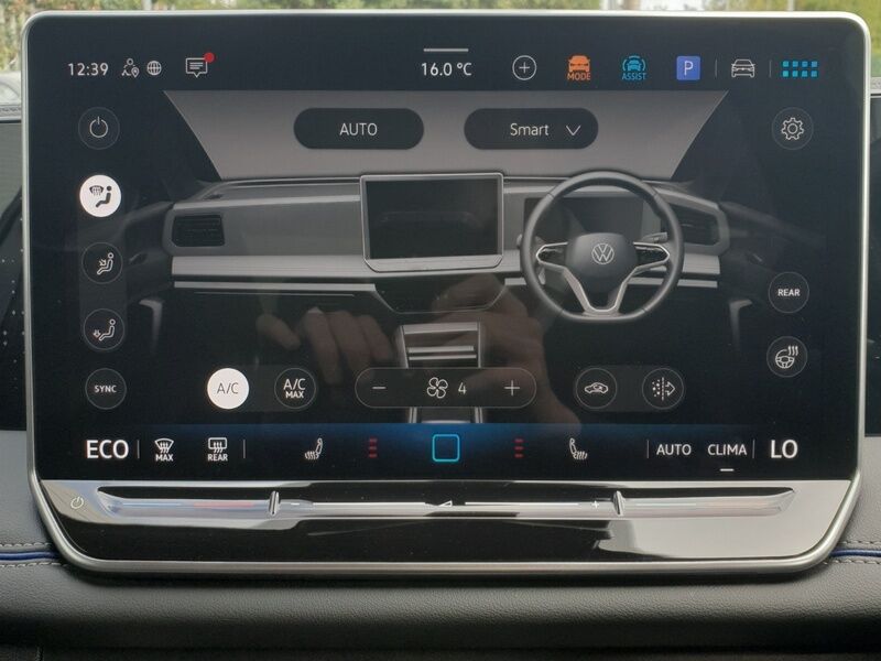 More views of Volkswagen Tiguan
