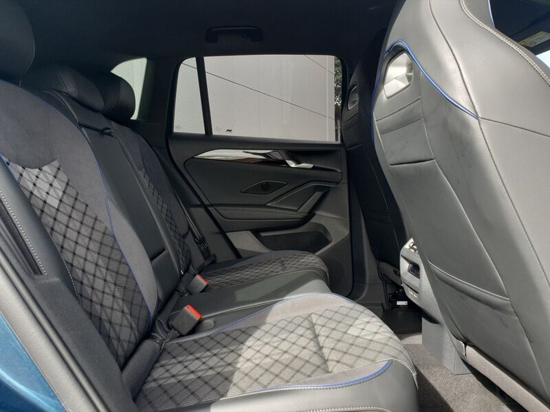 More views of Volkswagen Tiguan
