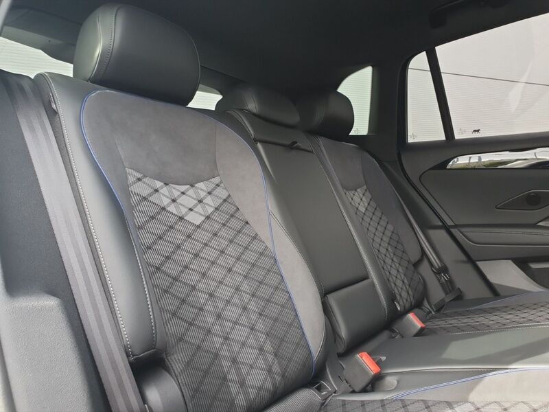 More views of Volkswagen Tiguan