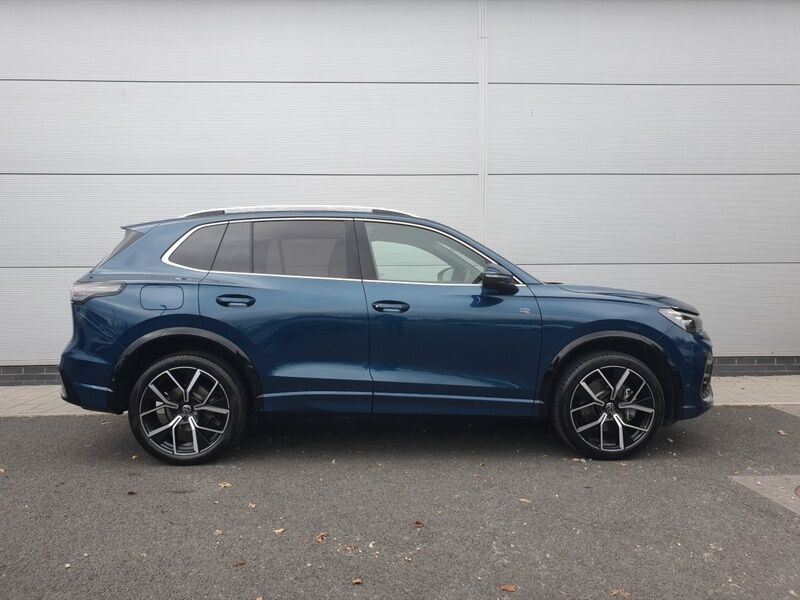 More views of Volkswagen Tiguan