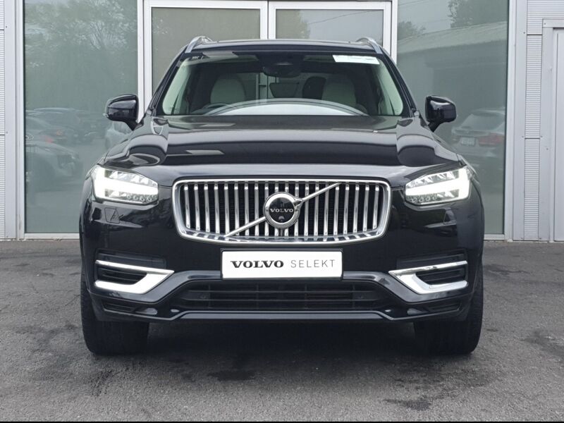 More views of Volvo XC90
