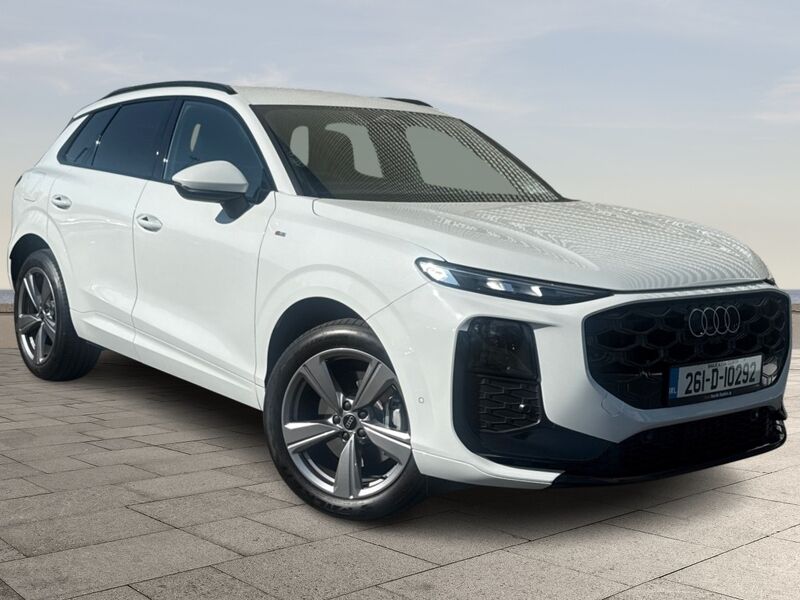 More views of Audi Q3