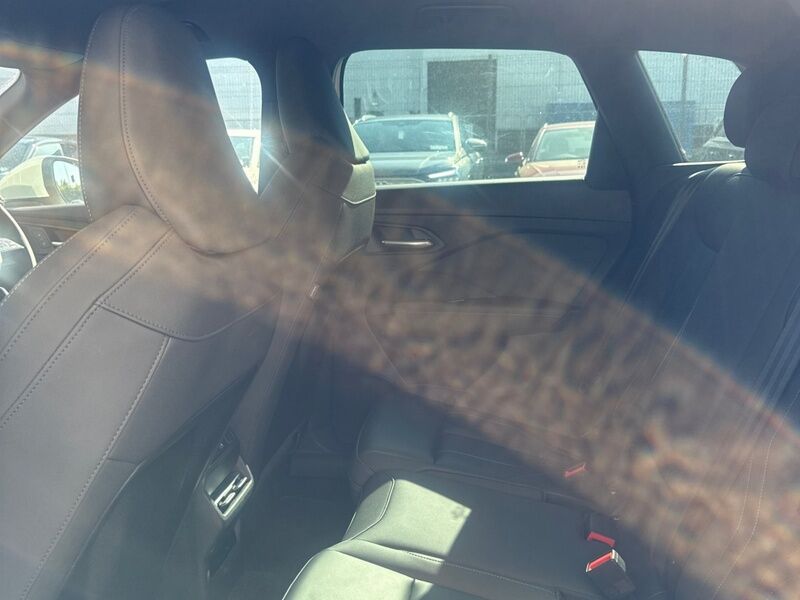 More views of Audi Q3