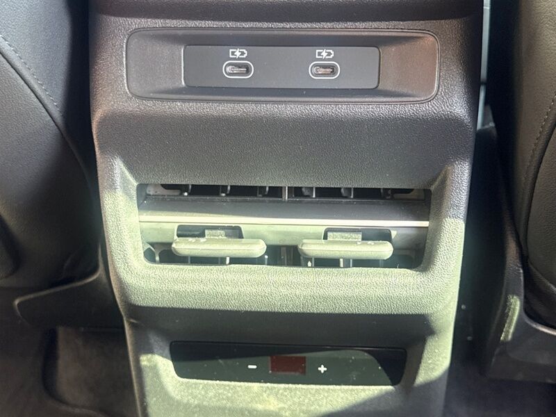 More views of Audi Q3