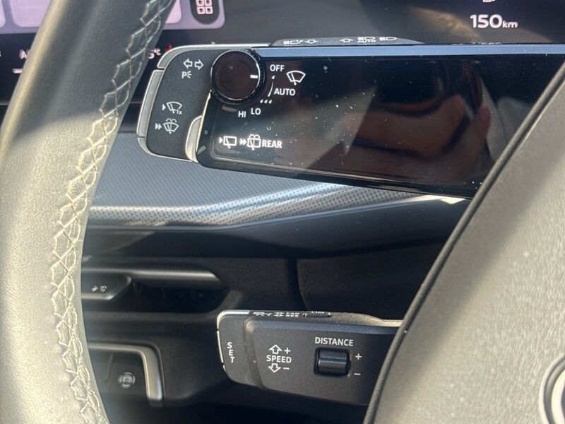 More views of Audi Q3