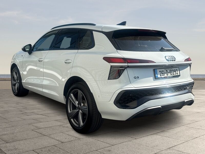 More views of Audi Q3