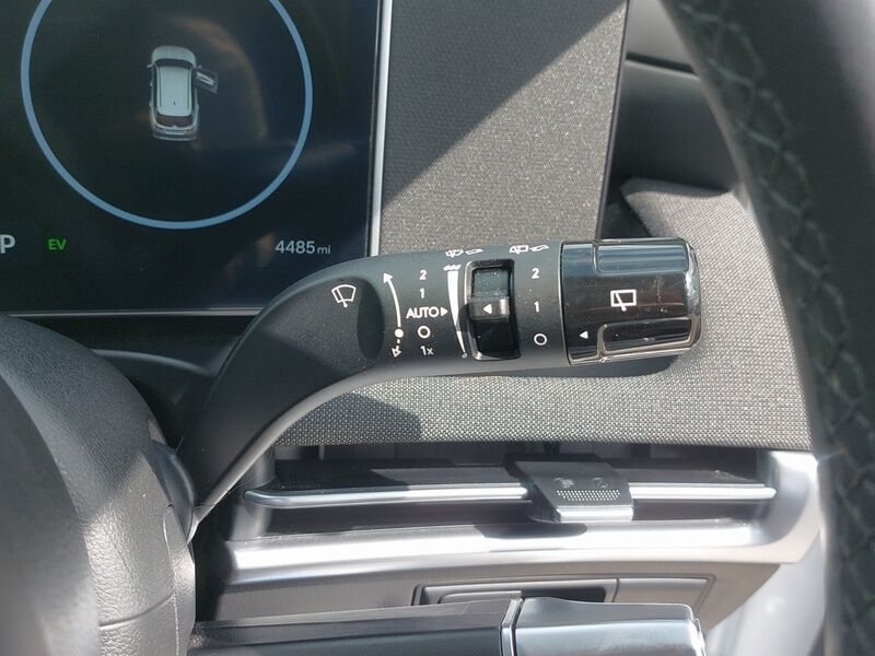 More views of Hyundai Tucson