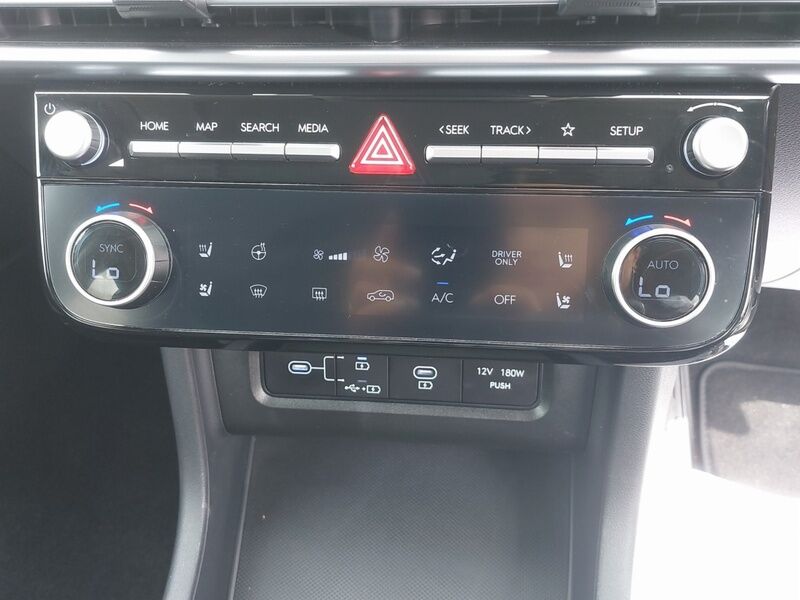 More views of Hyundai Tucson