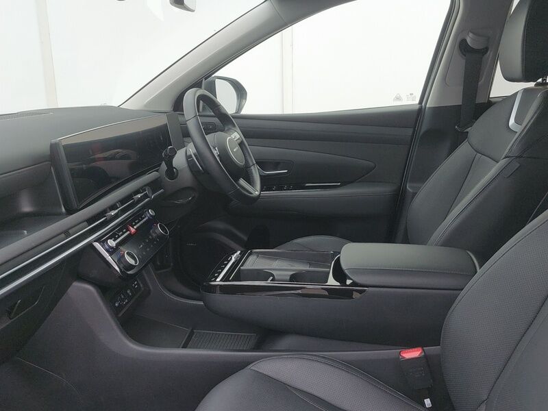 More views of Hyundai Tucson