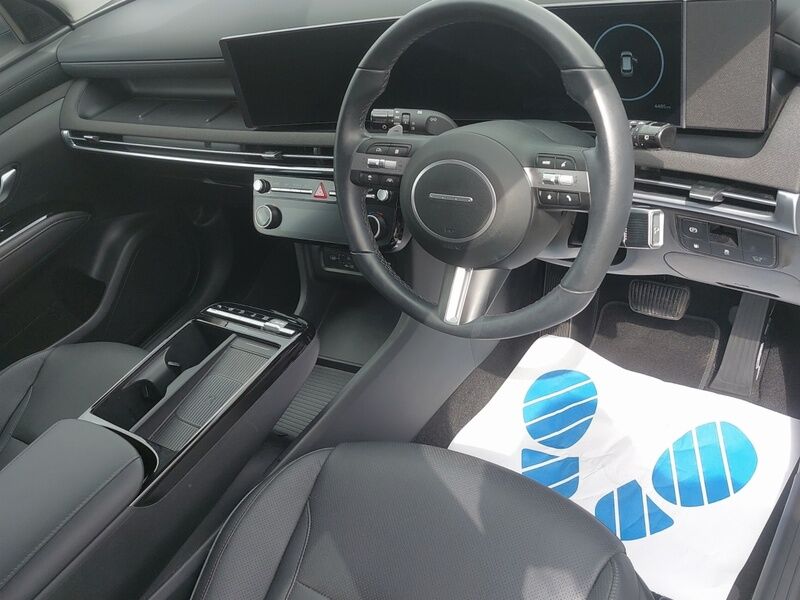 More views of Hyundai Tucson