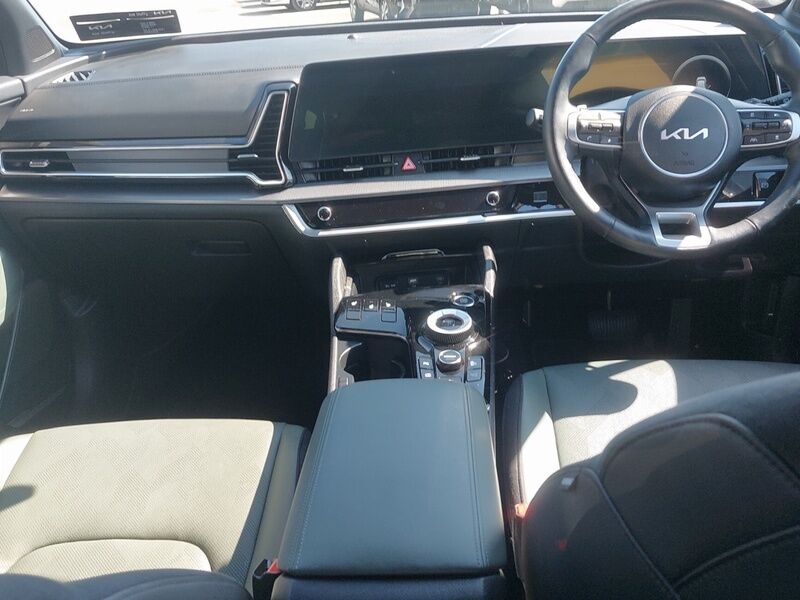 More views of Kia Sportage