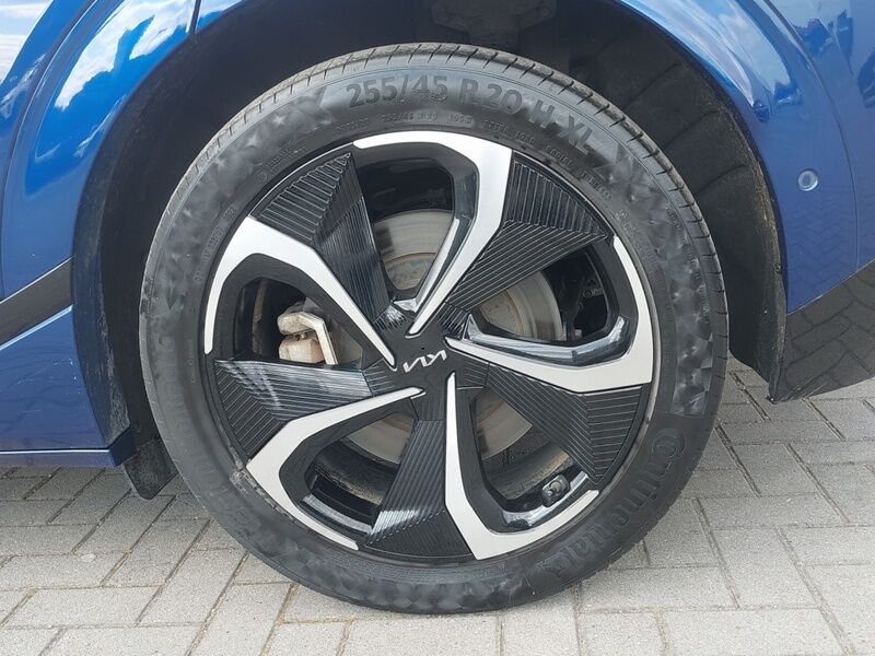 More views of Kia EV6