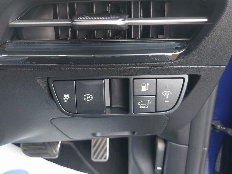 More views of Kia EV6
